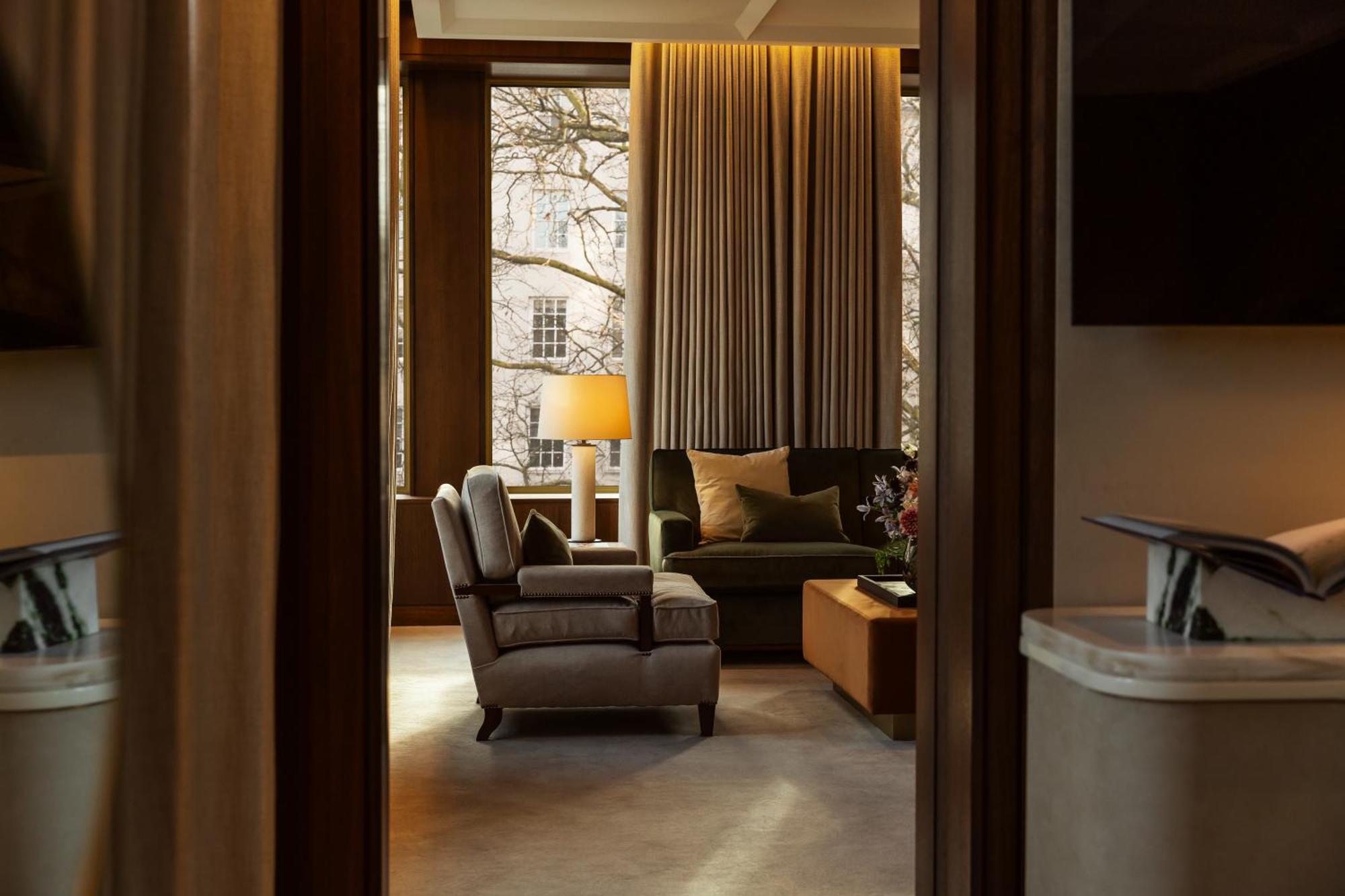 The Chancery Rosewood London Room photo